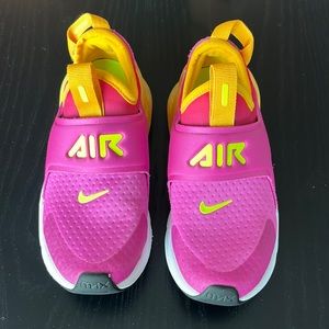 Girls Nike Air Max 270 Shoe size 11.5